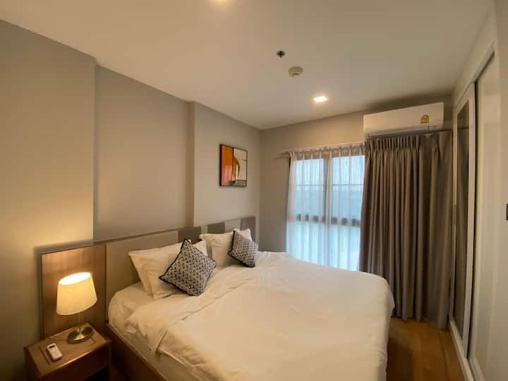 Modern Style Room With Sky Pool 古城边天际泳池公寓 Chiang Mai Esterno foto